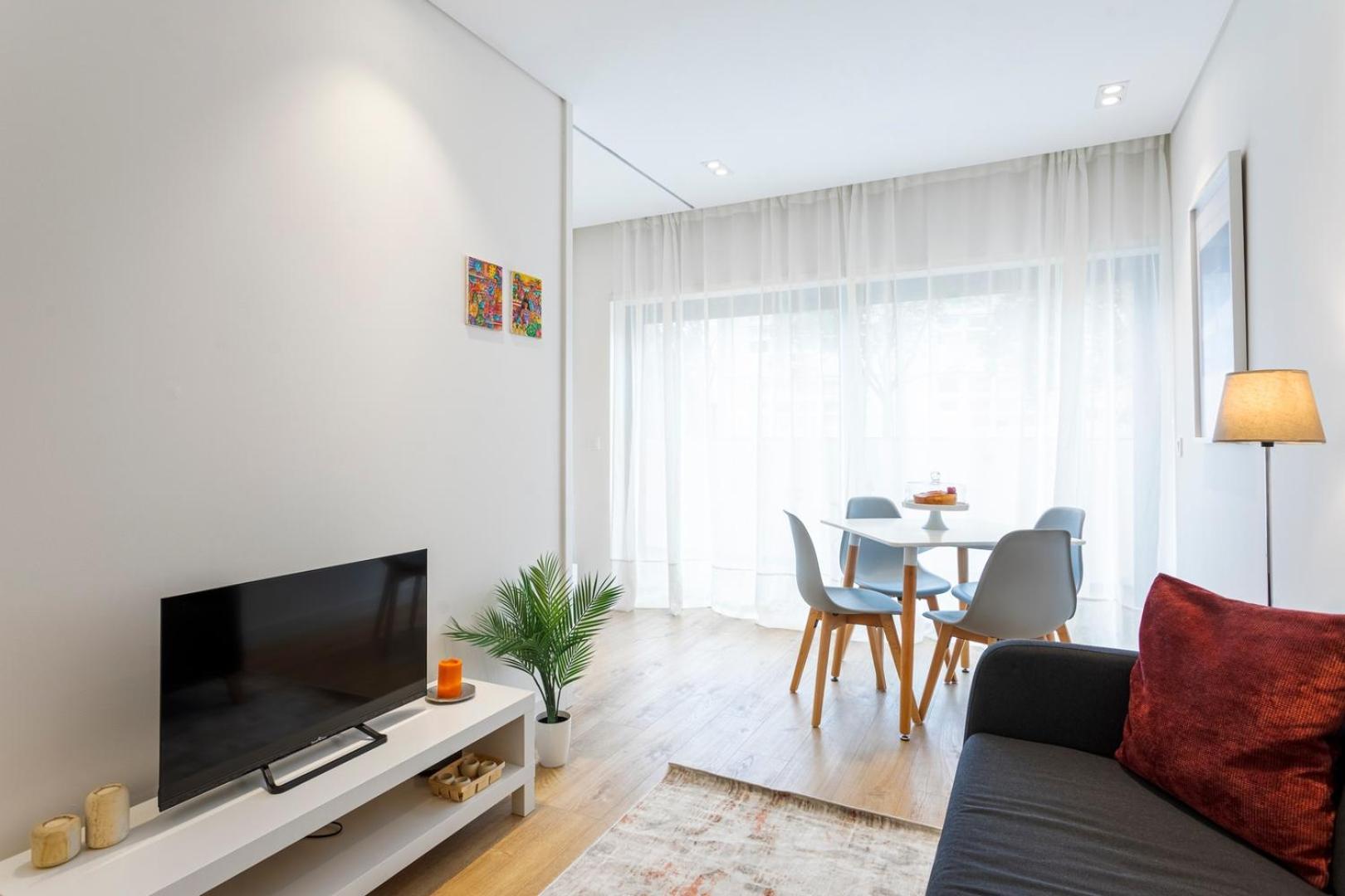 Hostwise - W/ Terrace, Pool & Gym By Dragao Apartamento Porto