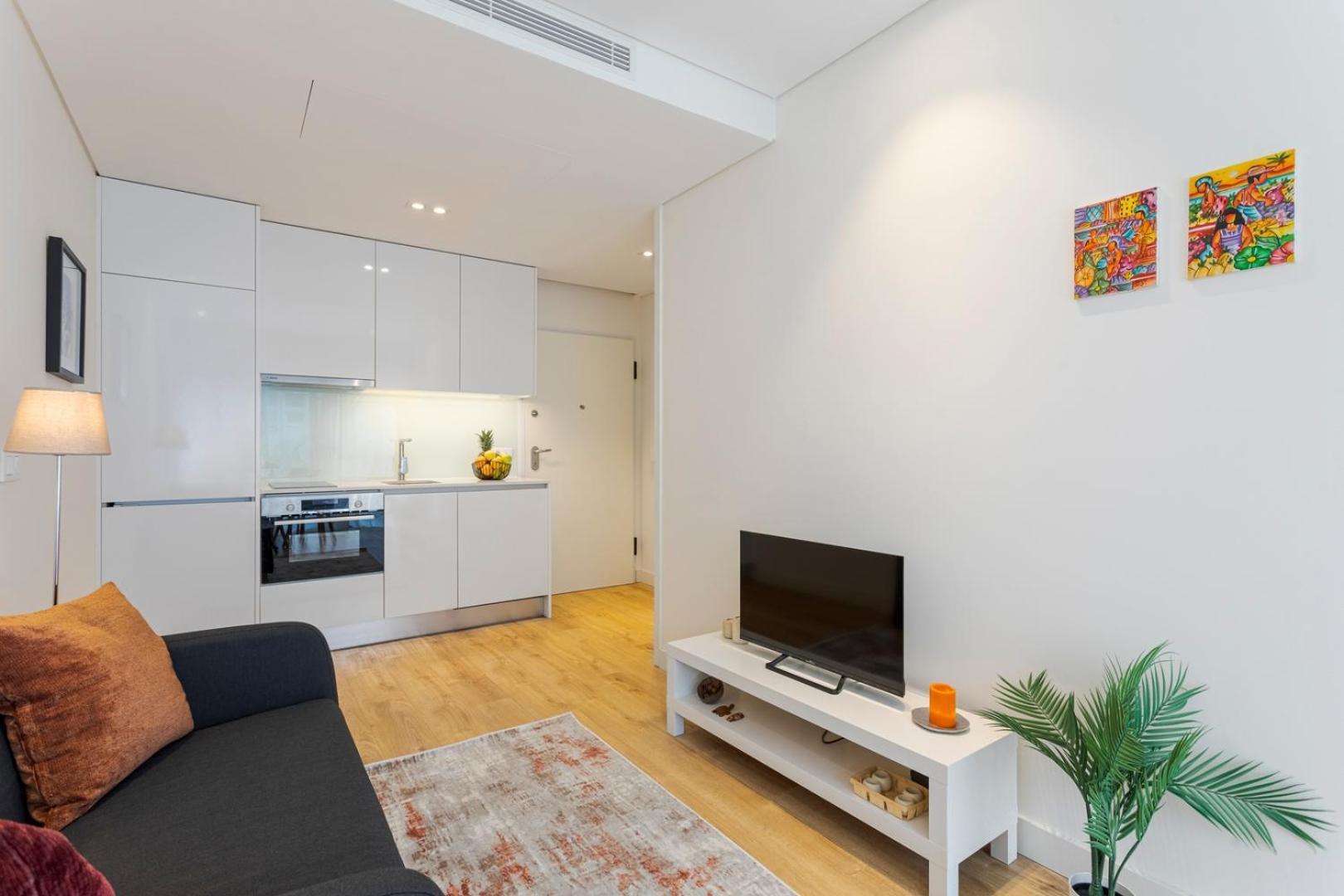 Hostwise - W/ Terrace, Pool & Gym By Dragao Porto