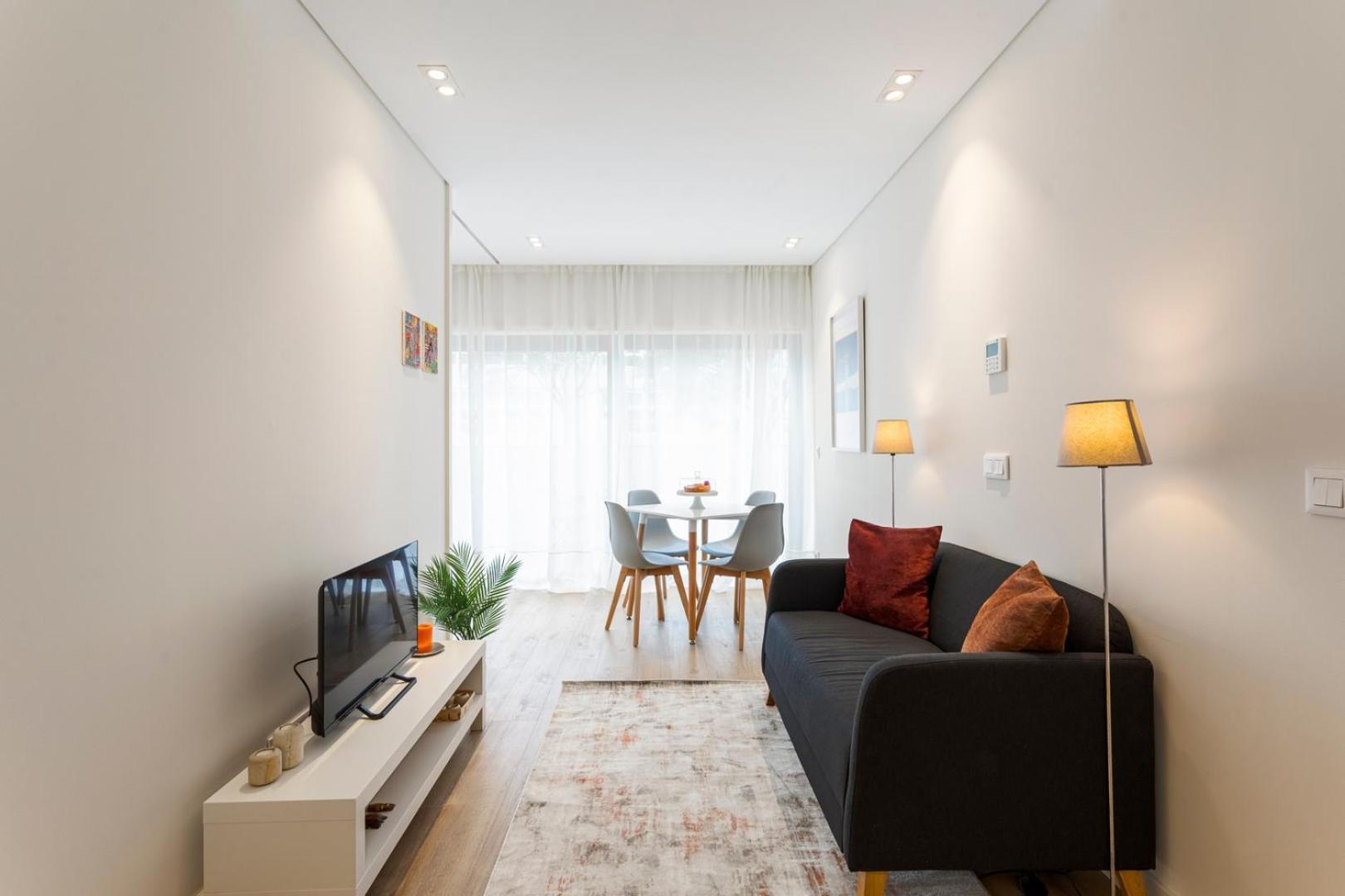 Hostwise - W/ Terrace, Pool & Gym By Dragao * Oporto